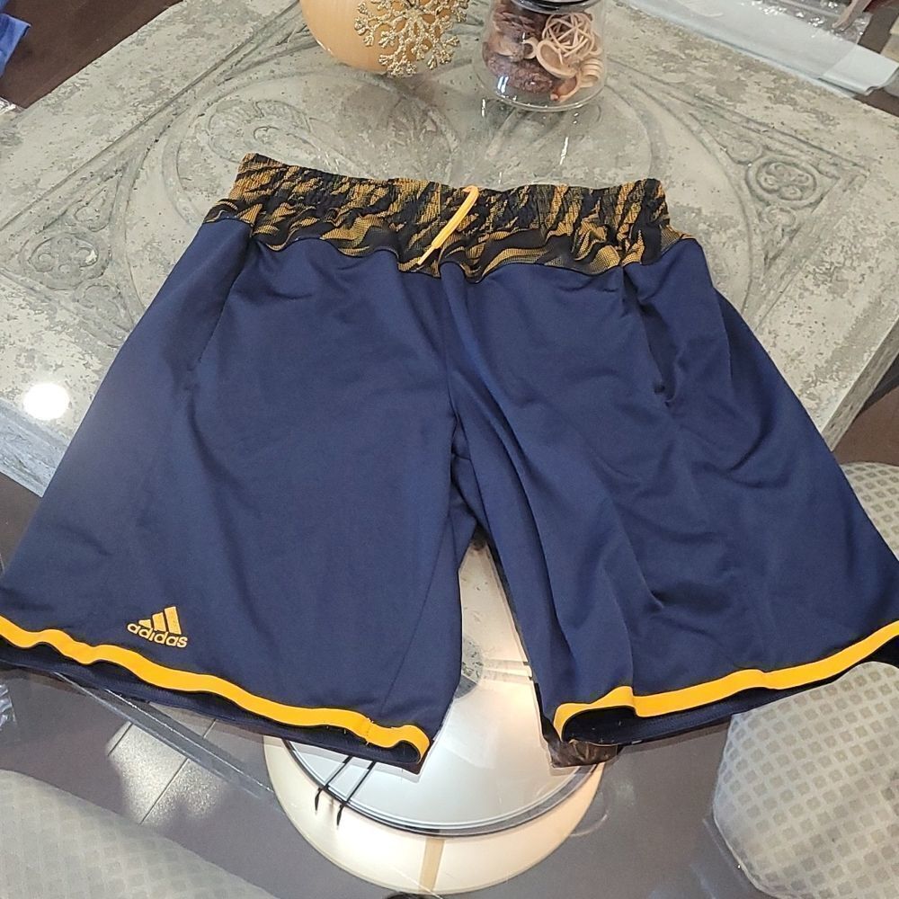 ADIDAS Mens athletic navy logo Shorts small